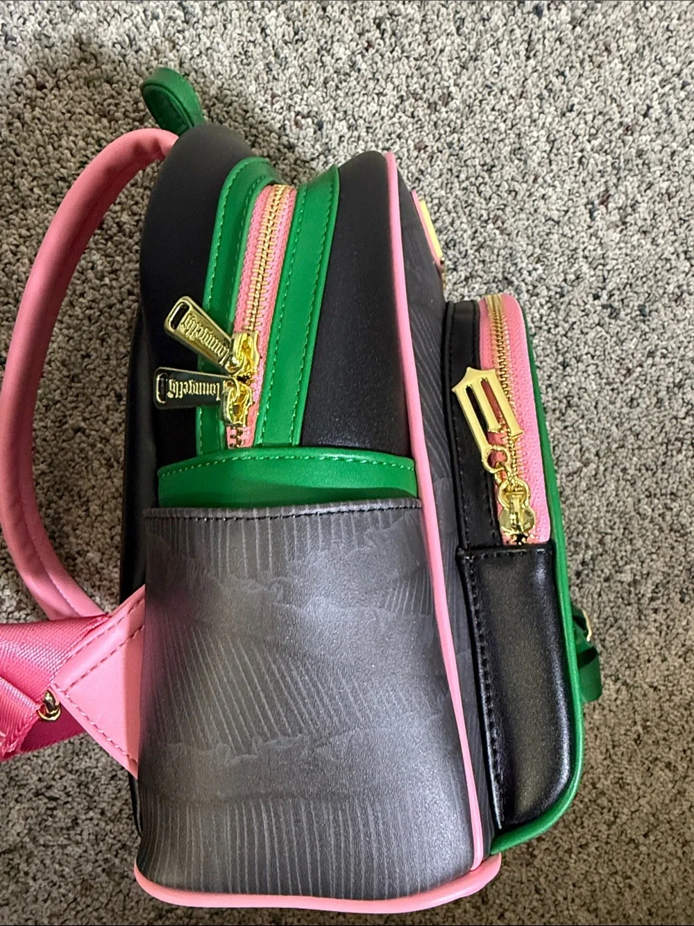 Wicked x Loungefly Universal Pink & Black Backpack Pink & Green Cameo Design NEW